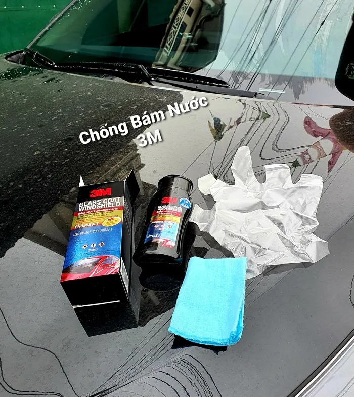 Chai dung dịch 3M Glass Coat Windshield dùng để chống bám nước kính ô tô hiệu quả