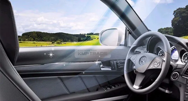 Chiếc xe được trả lại vẻ bóng loáng như mới sau khi dọn và vệ sinh nội thất