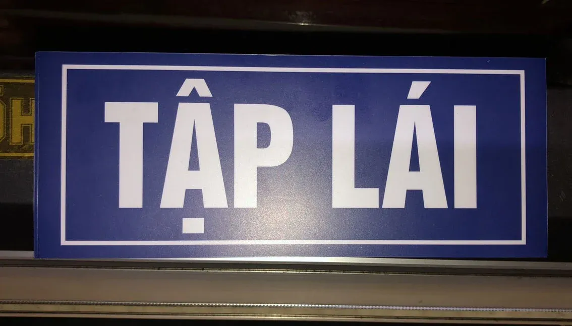 Tấm nam châm dẻo in decal cho xe tập lái