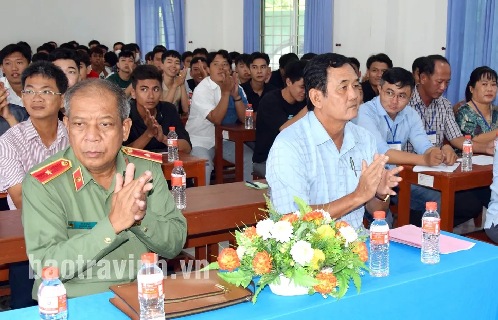 Đào tạo lái xe hạng B2 cho lực lượng hoàn thành nghĩa vụ quân sự