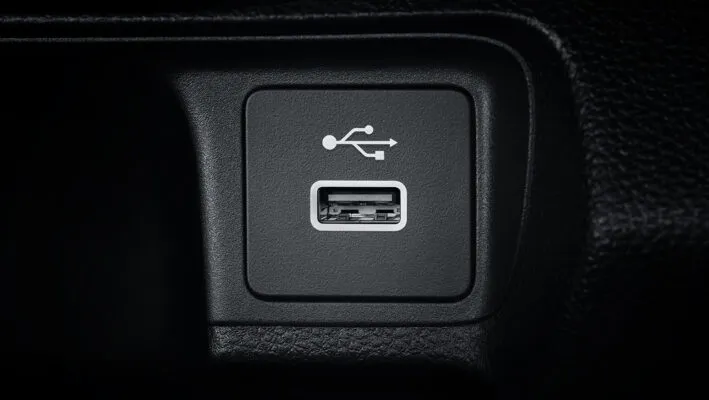 Trang bị cổng sạc USB HRV 2022