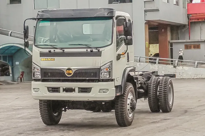 Xe tải Hoa Mai thùng khung mui 2 cầu động cơ Yuchai 103kW