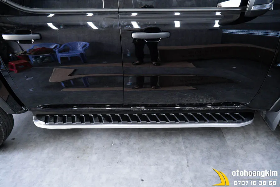 Bệ bước cơ cho ô tô Ford Ranger - Ô Tô Hoàng Kim