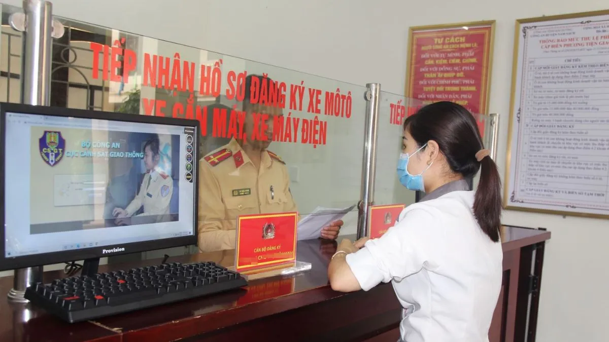 Điền đơn đăng ký xe máy