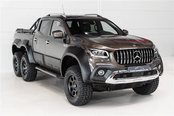 Cận cảnh mặt trước xe bán tải Mercedes Benz X-Class 6x6 độ lưới tản nhiệt Panamericana hầm hố