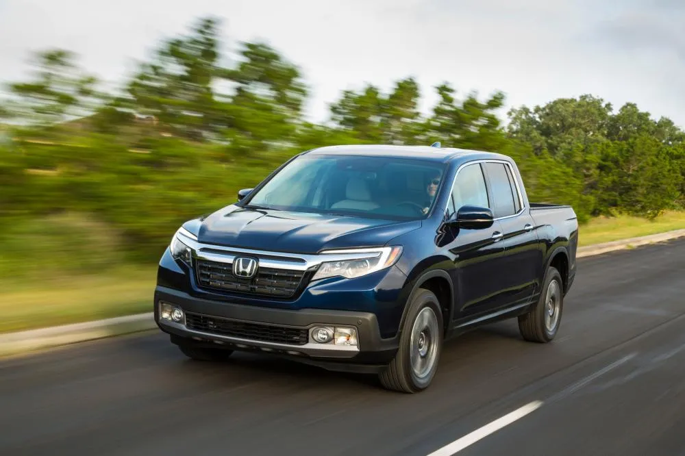 Thiết kế ngoại thất hiện đại của xe bán tải Honda Ridgeline 2019 Black Edition