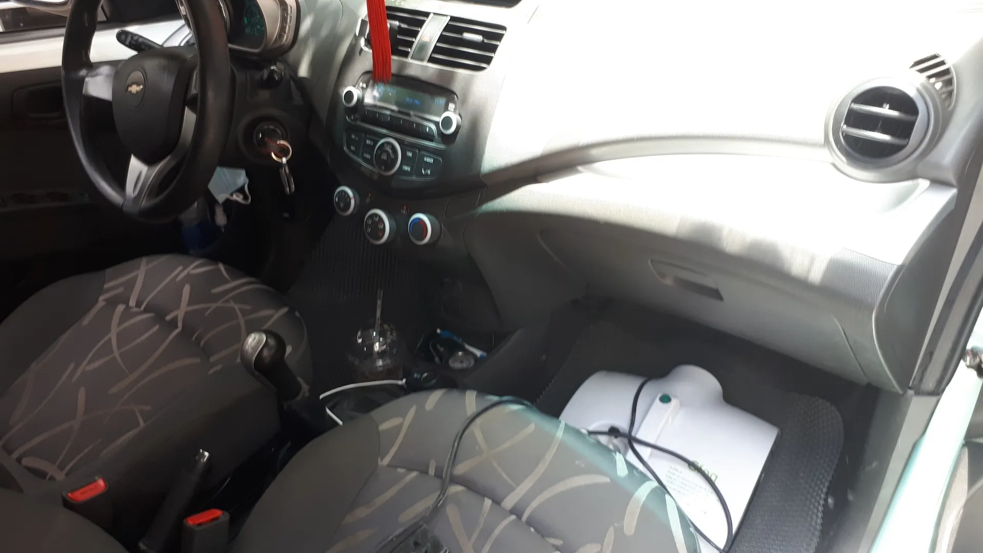 Sản phẩm xịt khử mùi bạc hà dùng để khử mùi sầu riêng trên xe ô tô