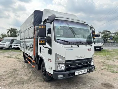 Isuzu QKR 210 tải trọng 1.9 tấn cũ đời cao