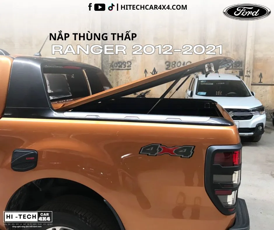 Nắp thùng thấp xe bán tải được sơn màu trắng đồng bộ, cho thấy sự liền mạch trong thiết kế