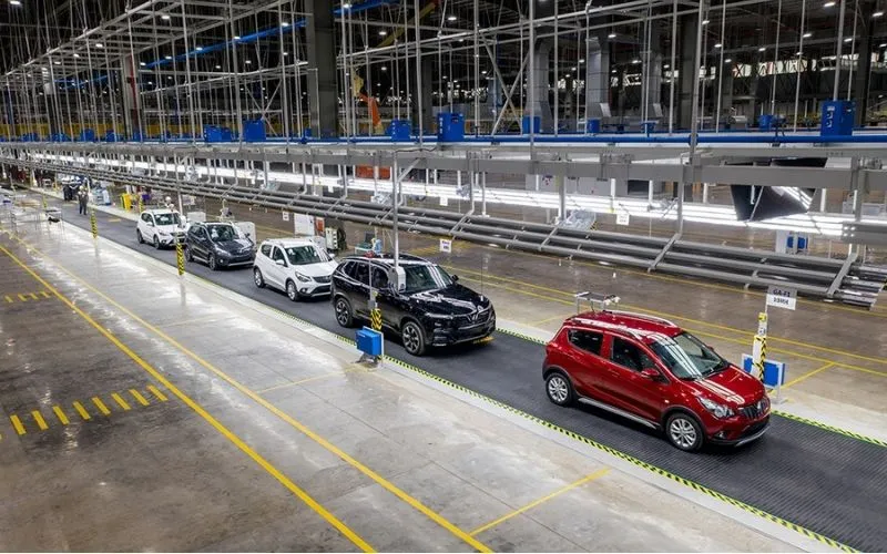 ngành cơ khí ô tô học trường nào