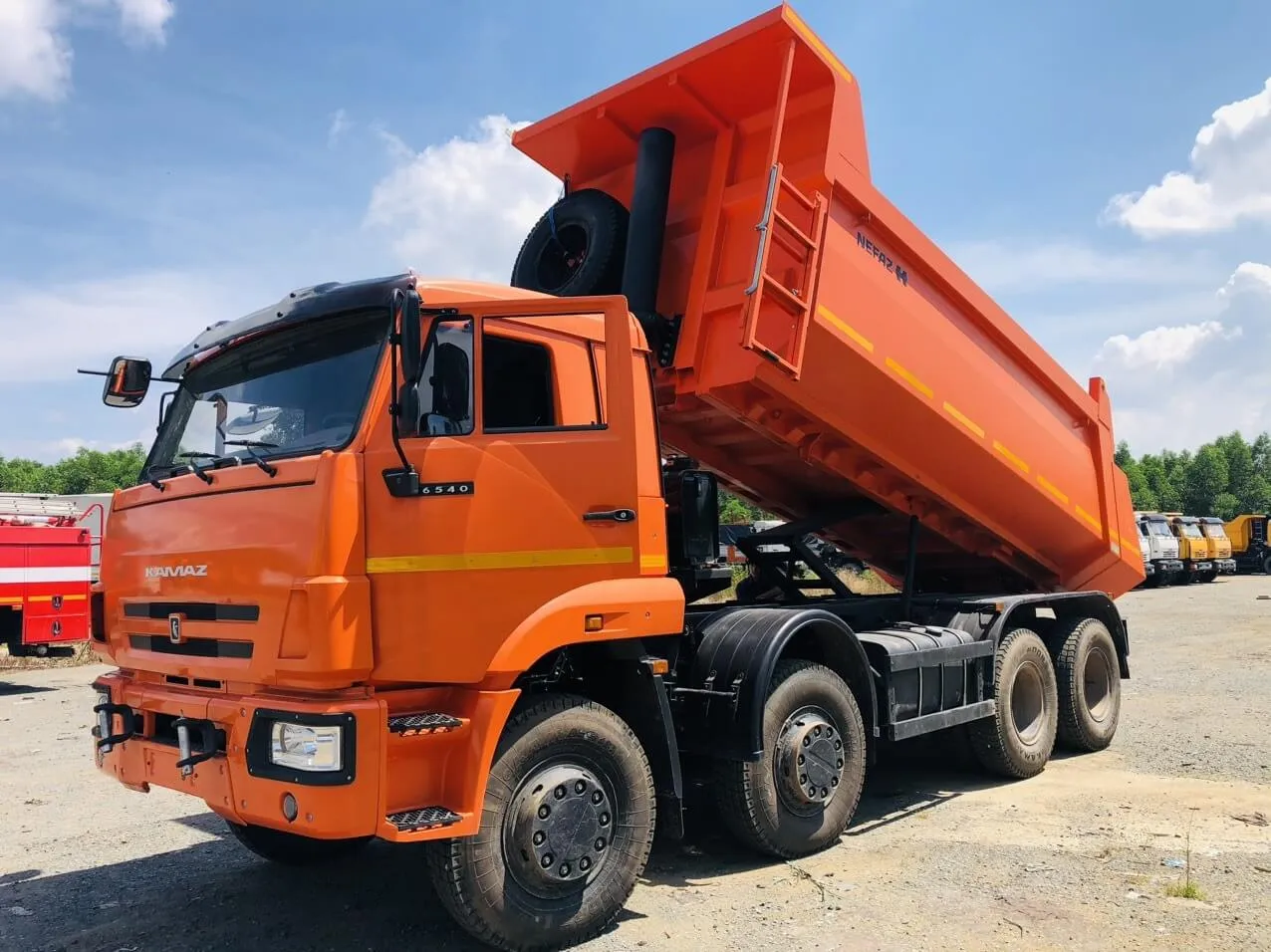 Xe Ben KAMAZ 6540 (8x4) phiên bản 2018