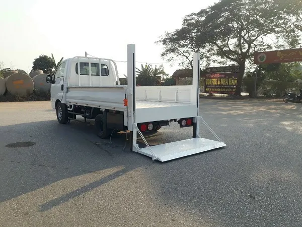 Xe tải Kia K200 thùng kín