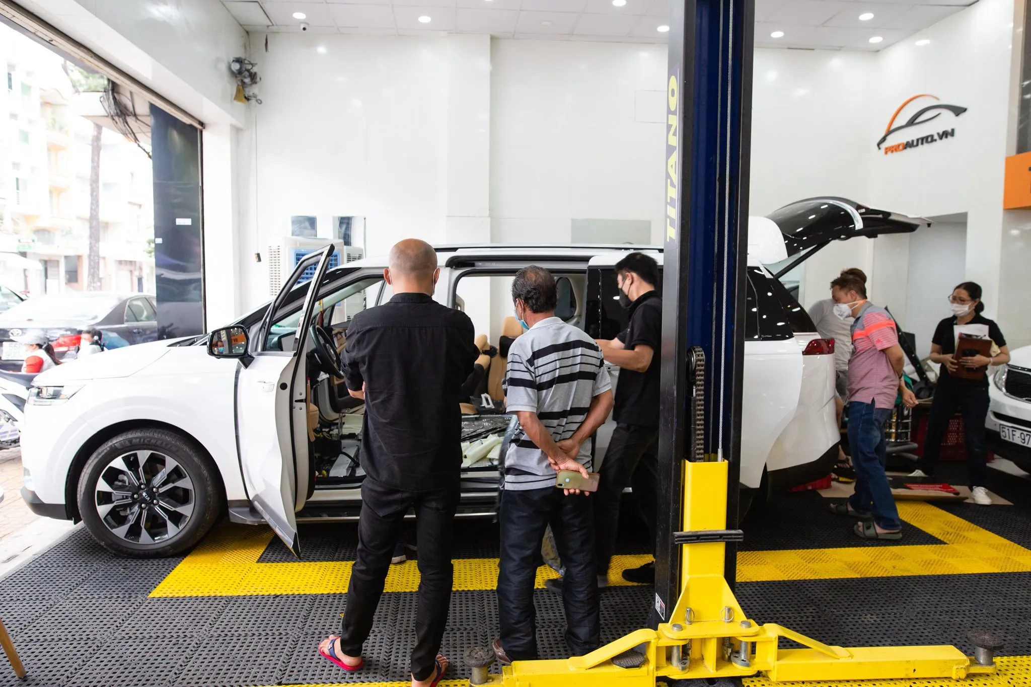 Lựa chọn địa chỉ uy tín cho dịch vụ bọc ghế da ô tô Bắc Ninh