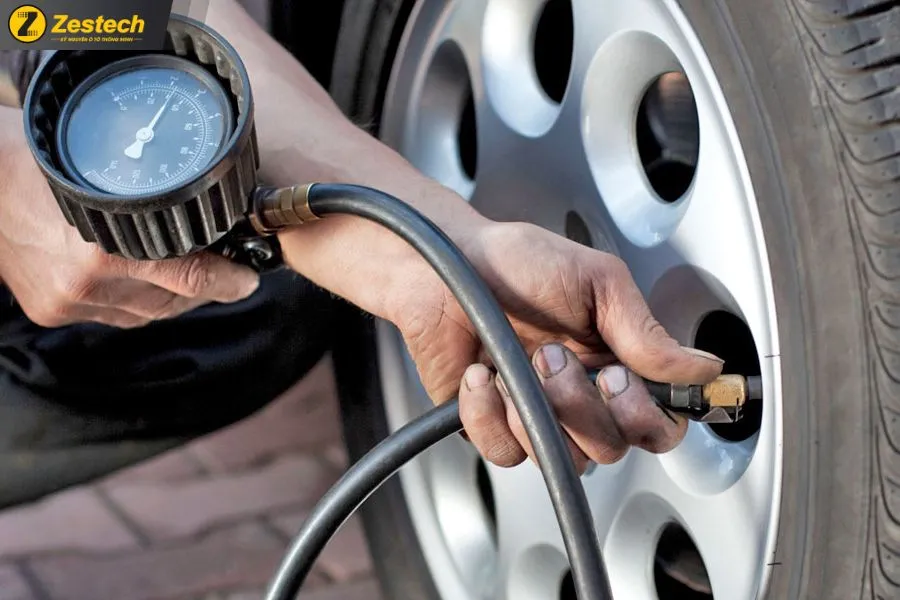 Cách nhận biết khi lốp xe ô tô non hơi