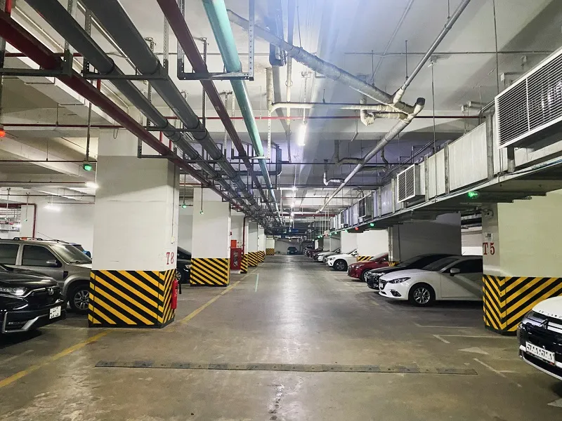 Bãi đỗ xe ô tô Quận Đống Đa, gần các trục đường lớn