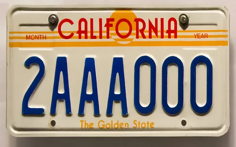 Tổng quan font California License Plate, kết hợp thẩm mỹ và chức năng