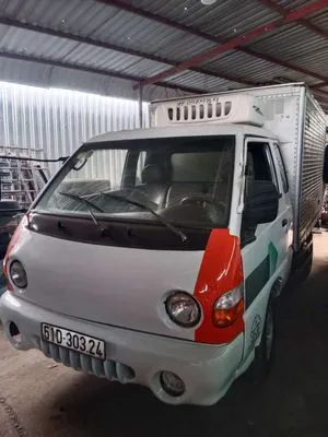 Hình ảnh xe tải Hyundai HD 1 tấn đời 2003 cũ tại Long An