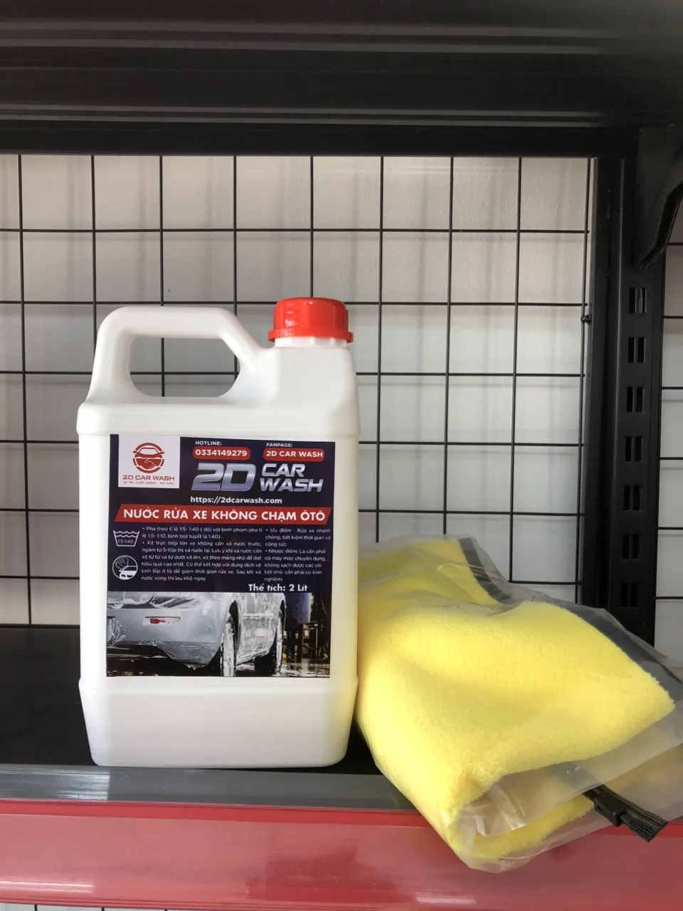 Dung dịch nước rửa xe ô tô không chạm chuyên dụng tạo bọt tuyết