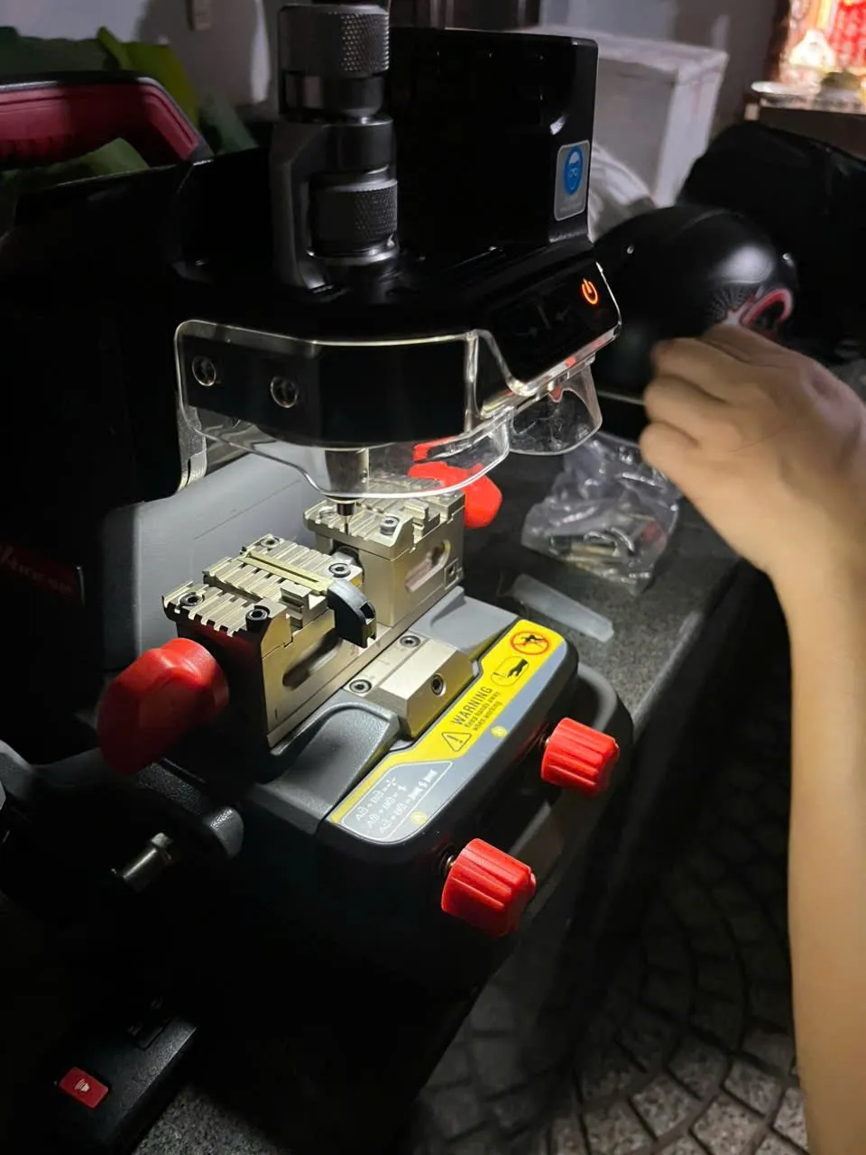 MasterKeys: Địa chỉ uy tín chuyên độ chìa khoá thông minh