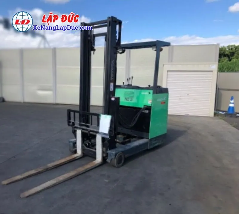 Xe nÃ¢ng Ä‘iá»‡n Ä‘á»©ng lÃ¡i 2.5 táº¥n TOYOTA