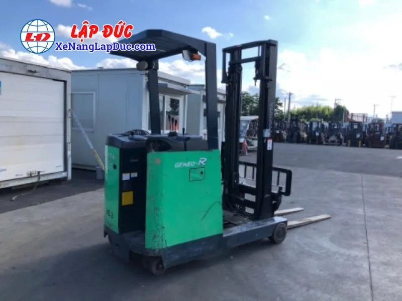 xe nÃ¢ng Ä‘iá»‡n Ä‘á»©ng lÃ¡i 2.5 táº¥n TOYOTA