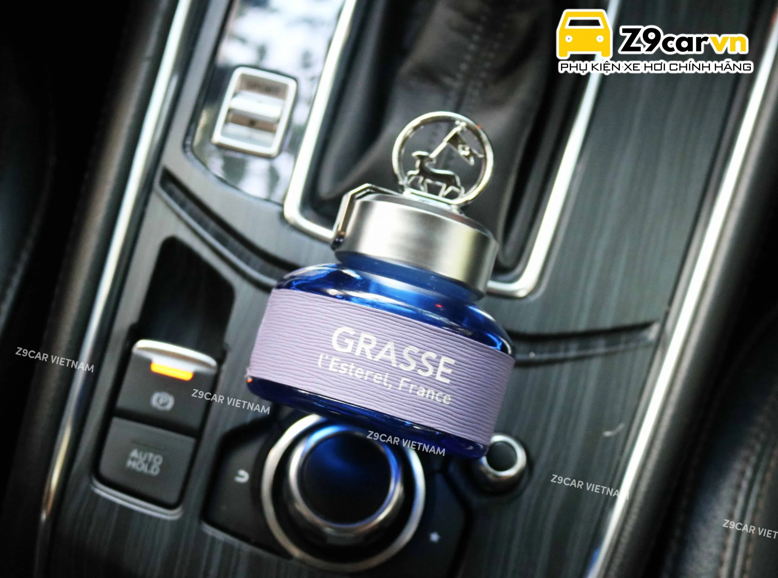 Nước hoa Grasse Firenze Iris với hương hoa diên vĩ tinh tế