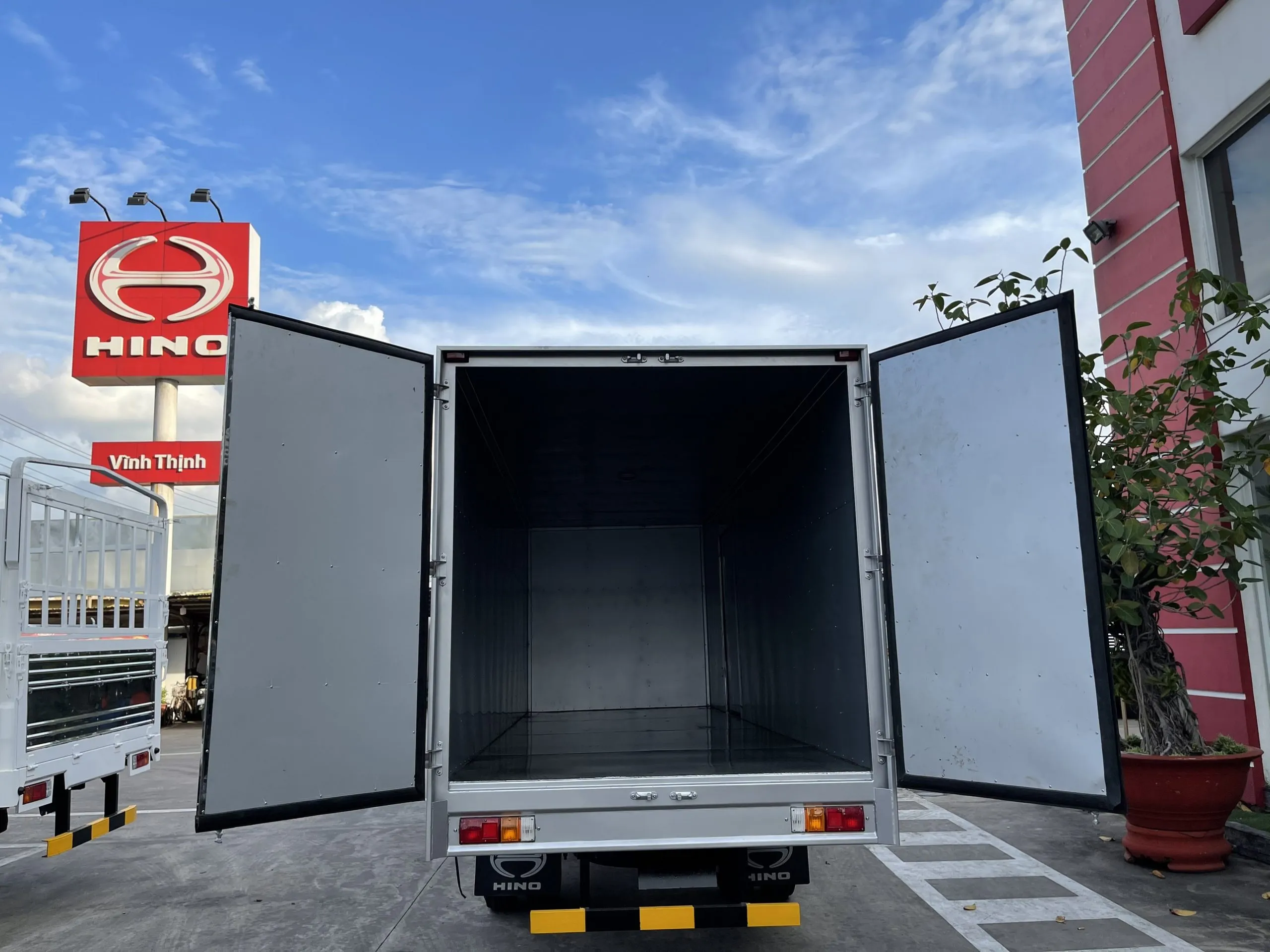 8c50d145dbba2ee477ab