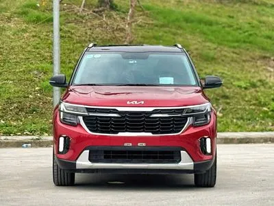 Kia Seltos 2024 - SUV cỡ B với thiết kế hiện đại, gầm cao 190mm