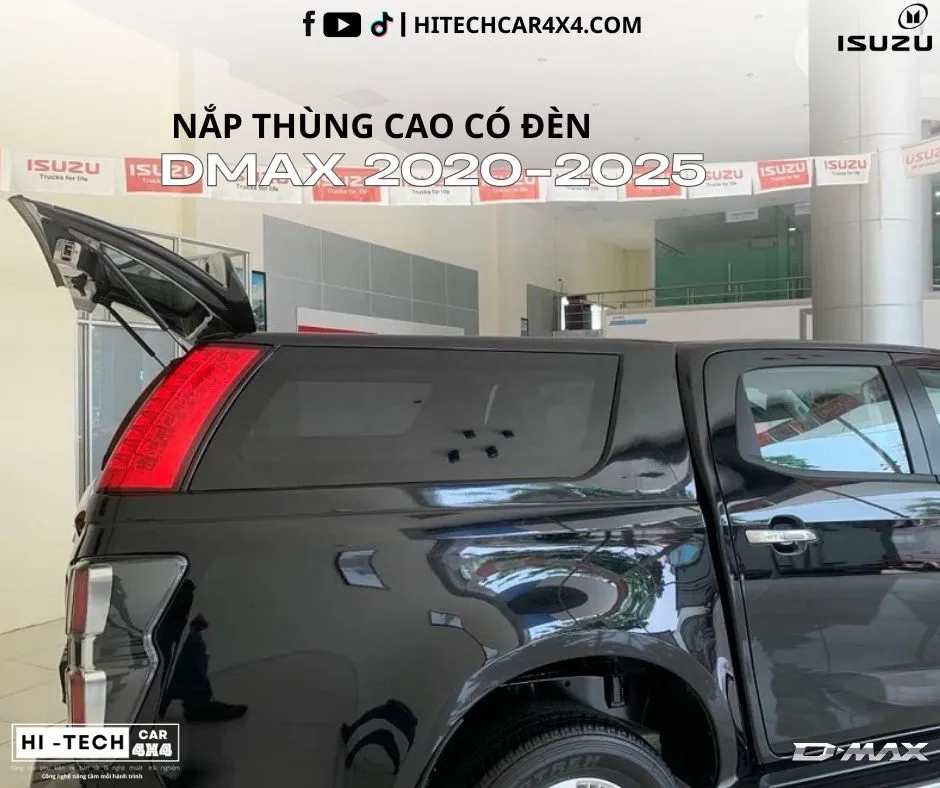 Chi tiết nội thất bên trong nắp thùng composite của xe bán tải Isuzu 2020, có đèn LED chiếu sáng