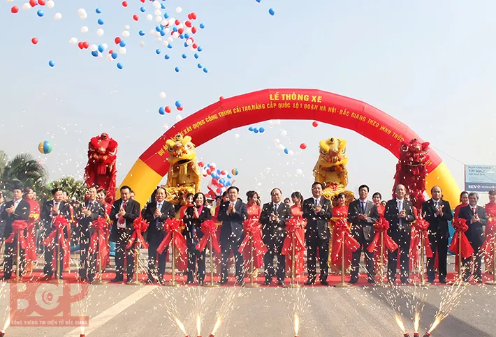 Lễ thông xe dự án nâng cấp quốc lộ 1 đoạn Hà Nội – Bắc Giang