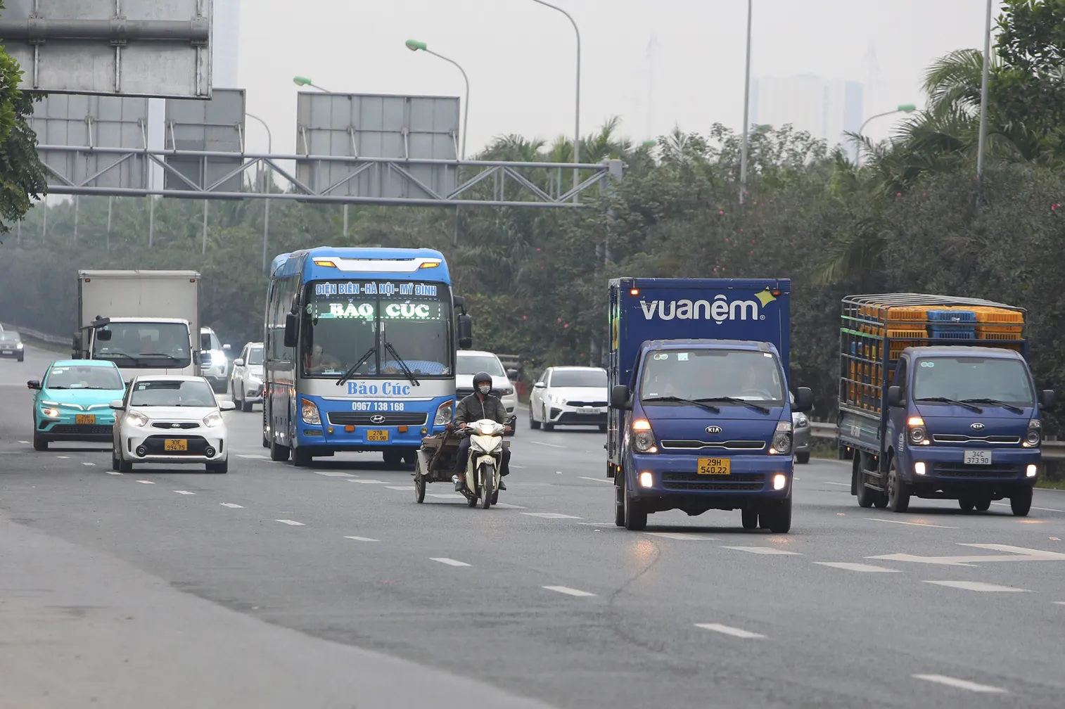 Các tài xế cần chủ động nắm rõ khung giờ cấm, các tuyến đường được phép lưu thông và phương án xin giấy phép.
