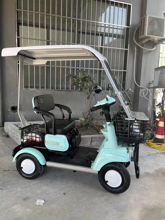 Ảnh thực tế xe điện mini 4 bánh Lavrock E401