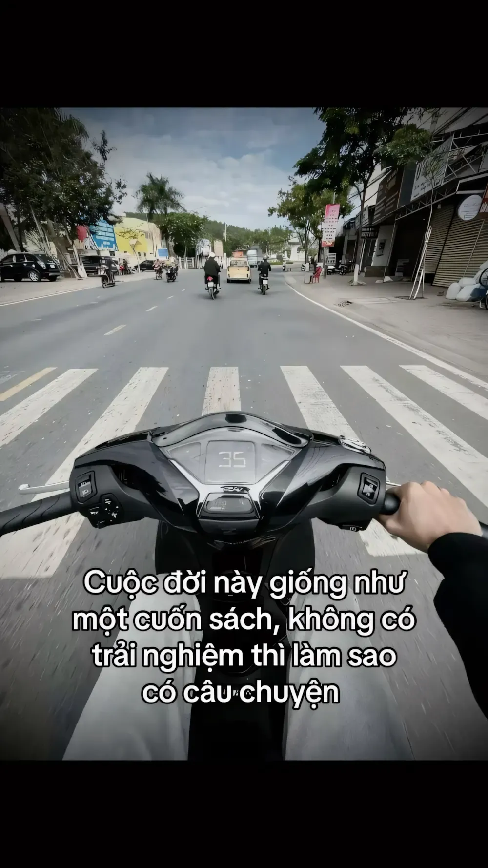 ảnh xe điện độ có chữ 10