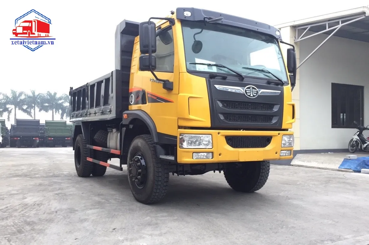 Mặt ga lăng và đèn pha xe ben Trường Giang 8 tấn hiện đại