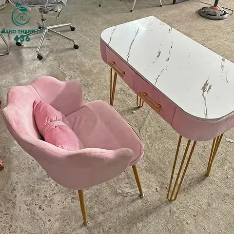 Hệ thống ben thủy lực của xe tải ben cũ được kiểm tra kỹ lưỡng