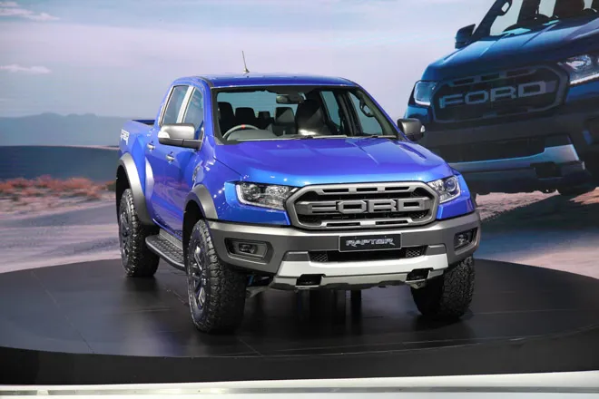 Hình ảnh xe Ford Ranger Raptor 2019 đang vận hành offroad
