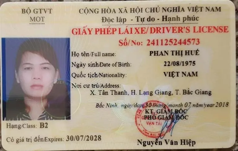 Chi phí đăng ký khóa học và bằng lái xe ô tô B2 số sàn