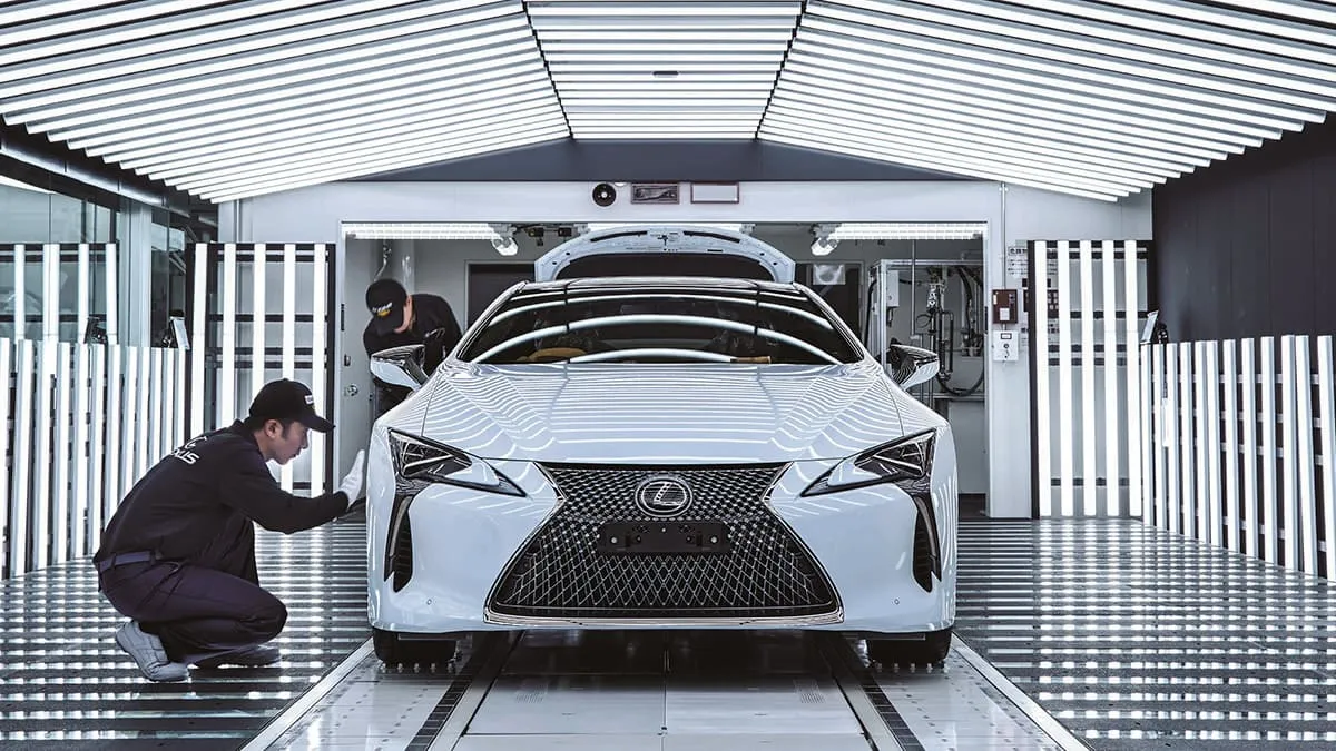 Bảo dưỡng xe định kỳ tối thiểu khoảng 3 đến 6 tháng một lần, đảm bảo các chi tiết cơ khí được kiểm tra