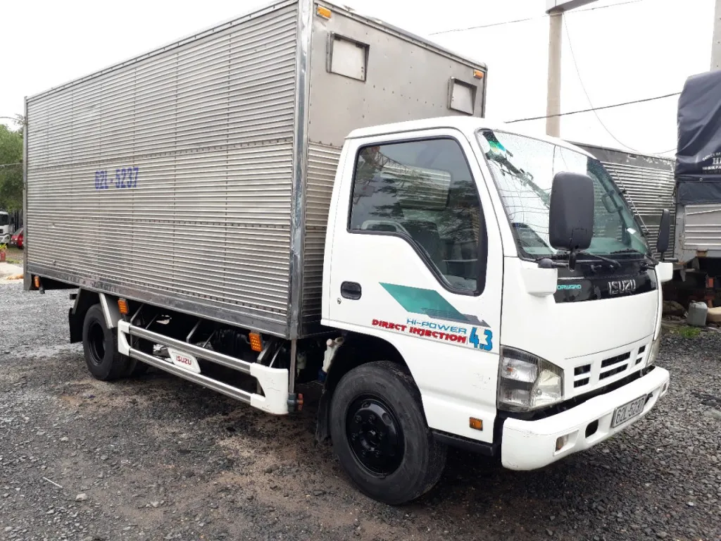 Bán xe bán tải đã qua sử dụng và những mẫu xe phổ biến