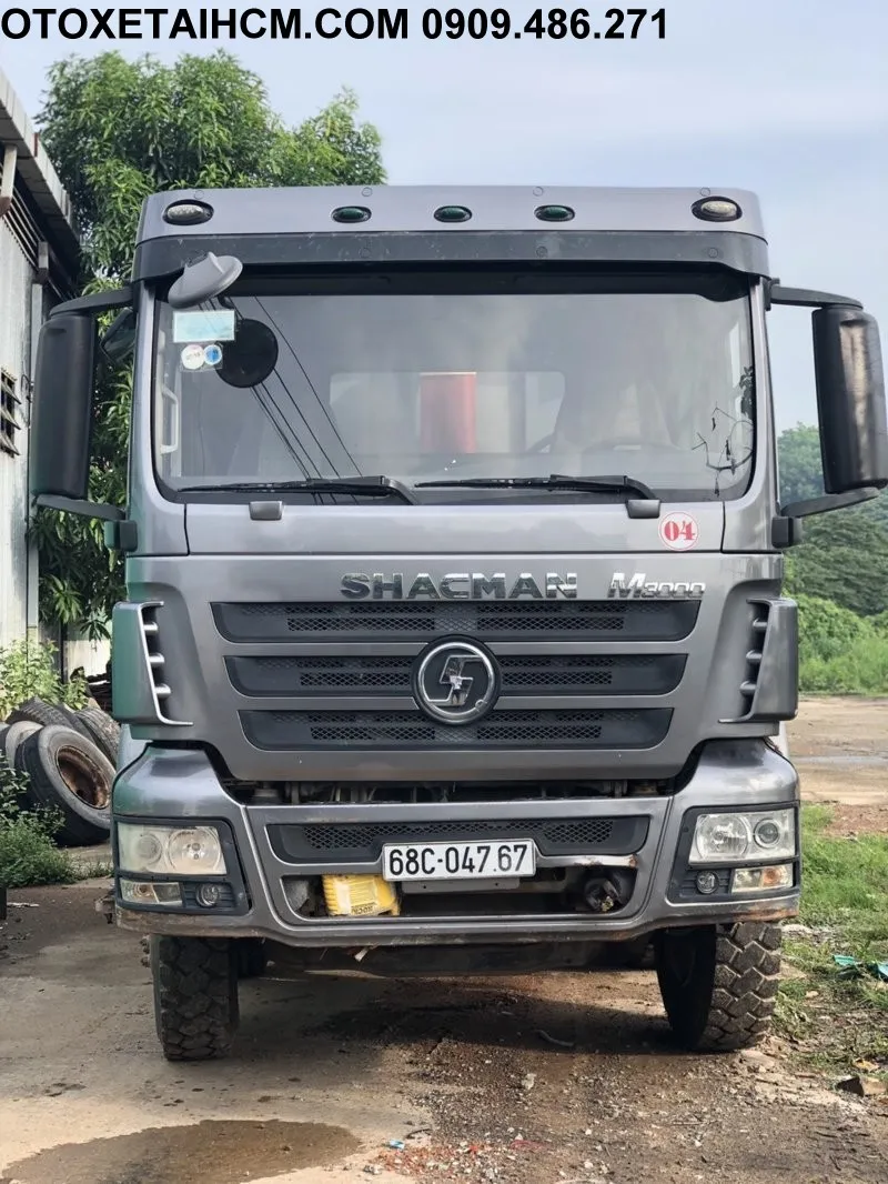 Xe Ben 4 Chân Cũ Shacman M3000 Đời 2015 đang hoạt động tại công trường
