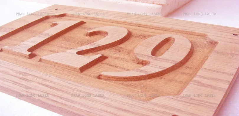 Bảng số nhà bằng gỗ thiết kế hiện đại