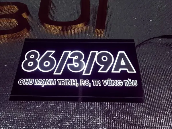 Biển số nhà mica kết hợp đèn LED
