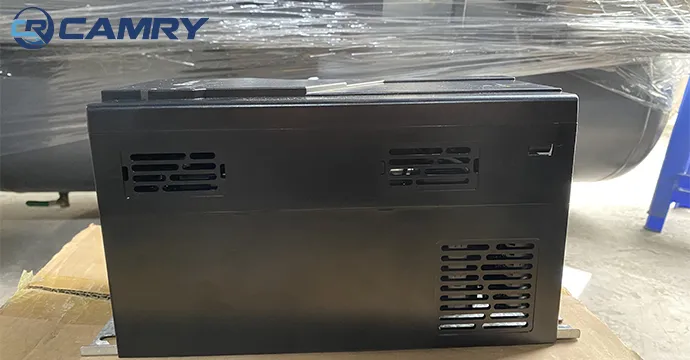 Bộ biến tần chính hãng giúp điều khiển tốc độ và tiết kiệm điện năng