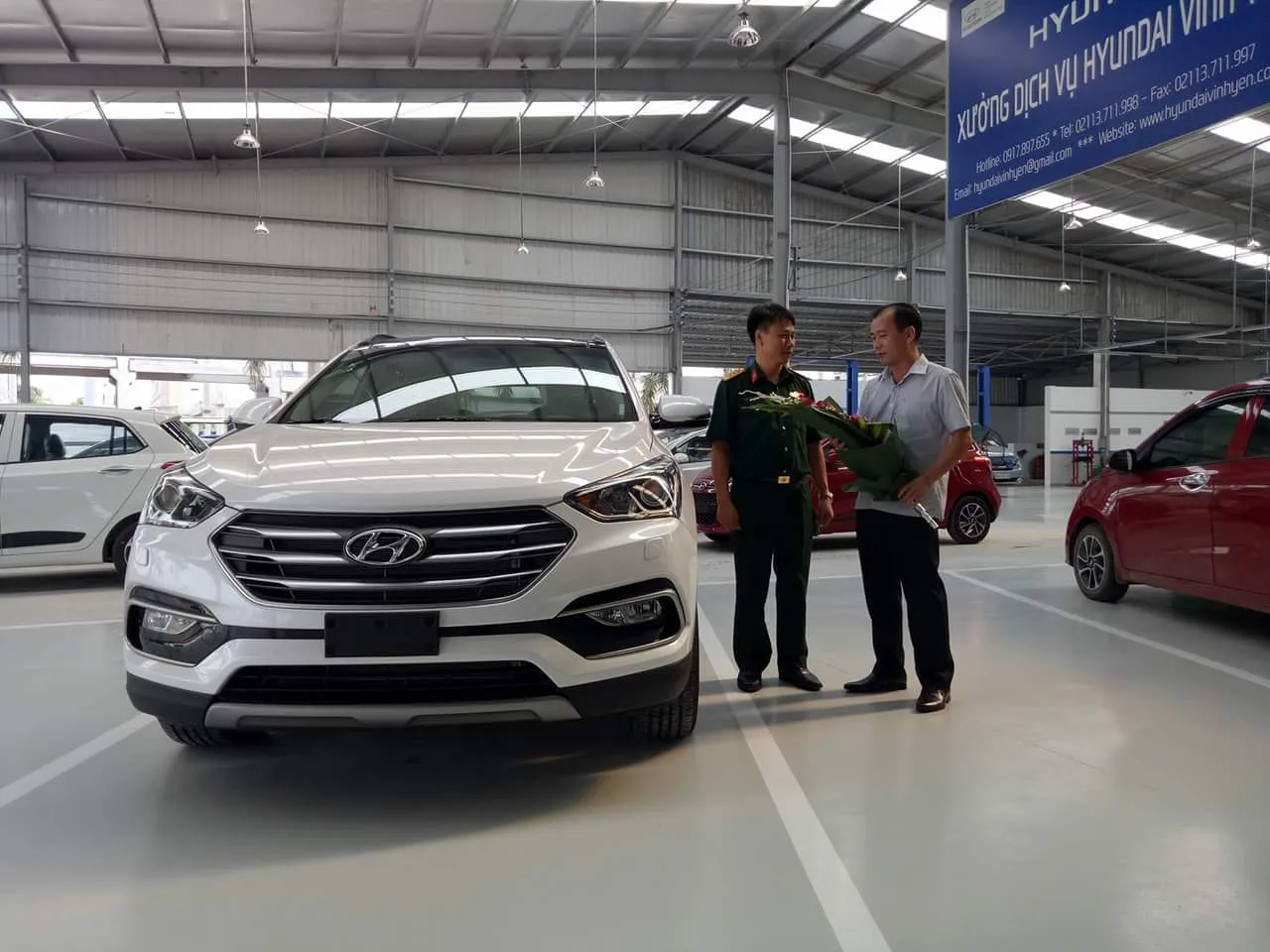 bàn giao xe hyundai santafe tại hyundai vĩnh phúc