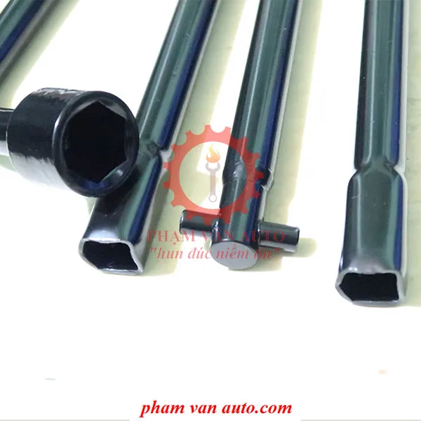 Bộ tháo lốp dự phòng Ford Ranger EB3C17005AC hàng xịn chính hãng giá tốt nhất