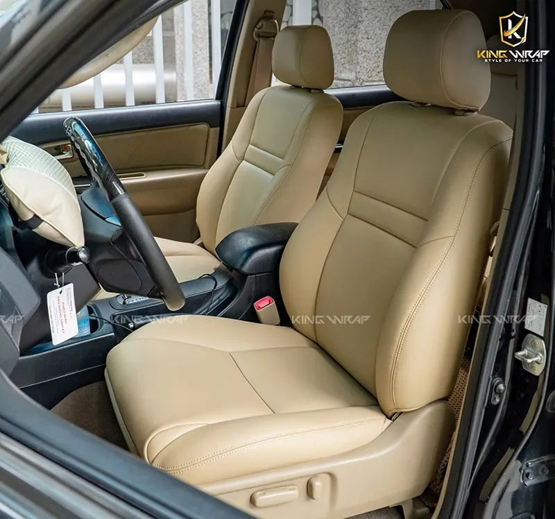 Bọc da ghế Fortuner màu kem