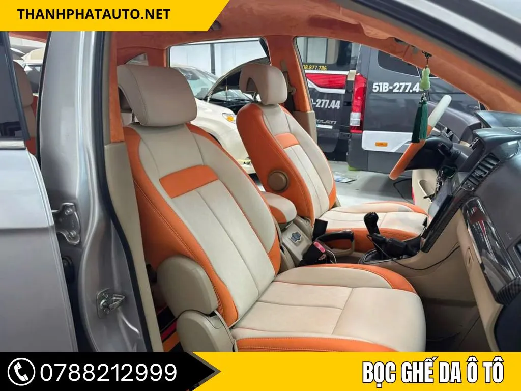 So sánh ghế trước và sau khi bọc da ô tô, sự khác biệt rõ rệt về độ mới và độ ôm form