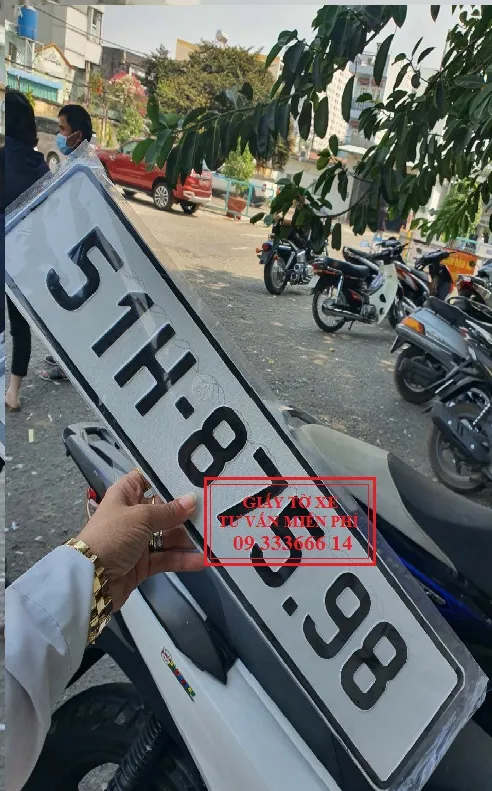 Thủ tục xin cấp đổi biển số dài