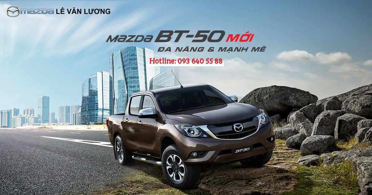Mazda BT-50 2018 màu xanh xám chụp ngang thân xe