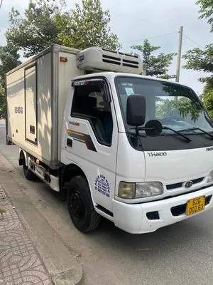 Kia K165 Đông Lạnh đời 2017 là giải pháp vận chuyển thực phẩm hiệu quả trong nội thành